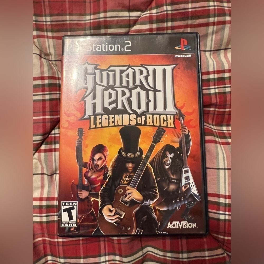 PLAY Station 2, Guitar Hero lll , Legends of Rock Video Game